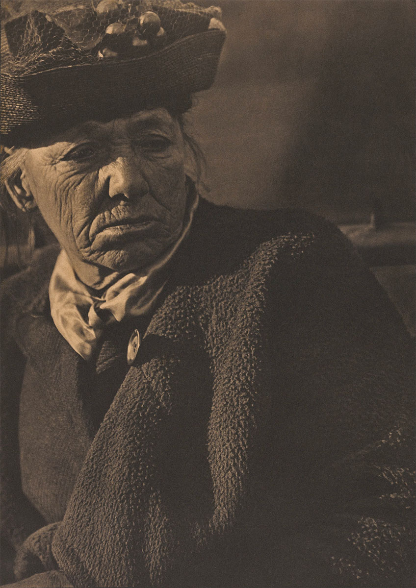 Portrait - New York, 1916<p>Courtesy Aperture Foundation, Inc., Paul Strand Archive / © Paul Strand</p>