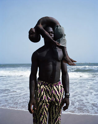 <p>Courtesy We Folk / © Viviane Sassen</p>