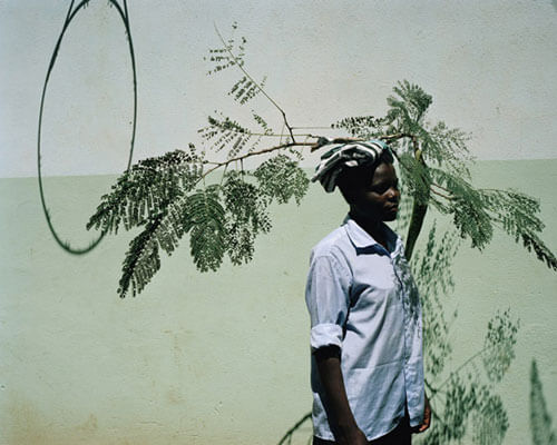 <p>Courtesy We Folk / © Viviane Sassen</p>