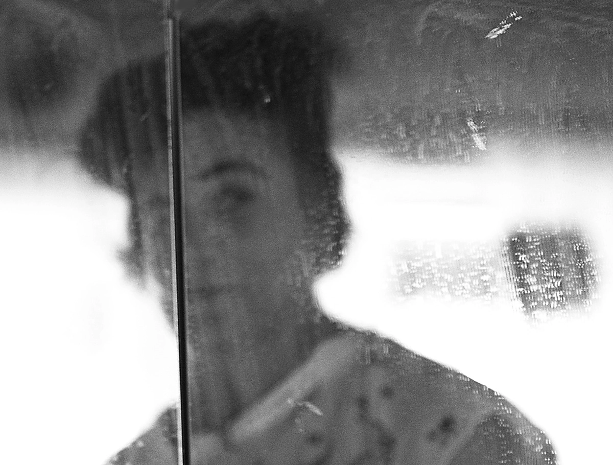 The woman and the mirror<p>© Ylva Sjögren</p>