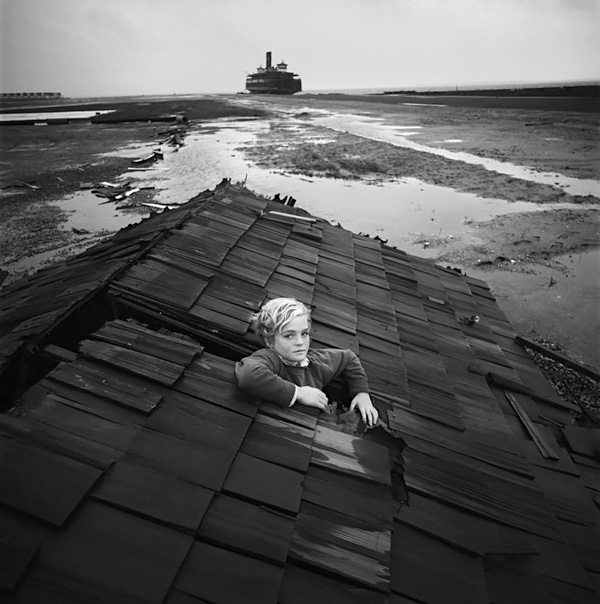 Flood Dream, Ocean City, NJ 1971<p>© Arthur Tress</p>