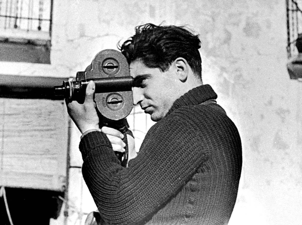 Robert Capa during the Spanish civil war, May 1937<p>© Gerda Taro</p>