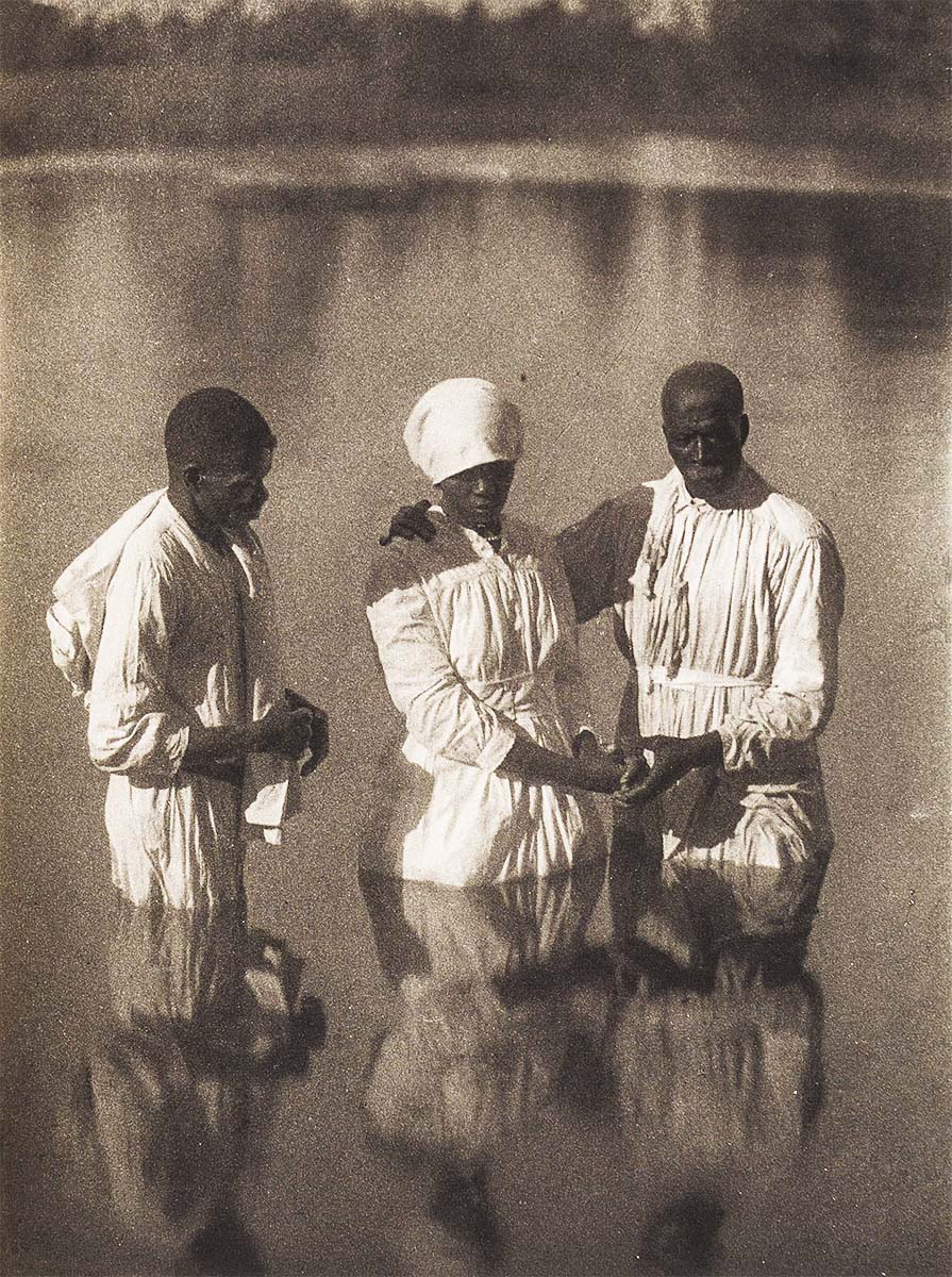 Baptism, circa 1920<p>© Doris Ulmann</p>