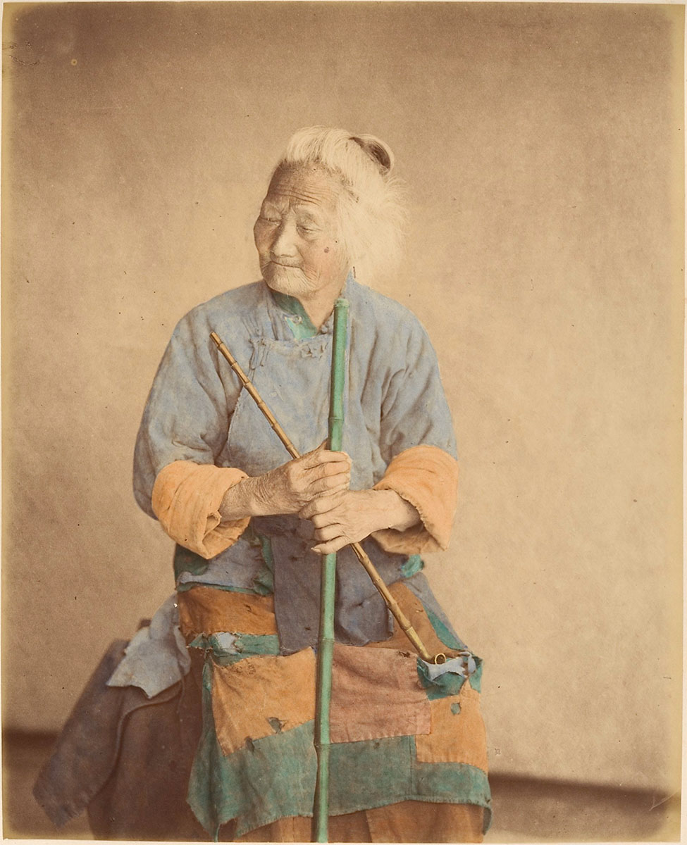  Old beggar, 1870s - Gilman Collection, Museum Purchase, 2005, Metropolitan Museum of Art<p>© Baron Raimund von Stillfried</p>