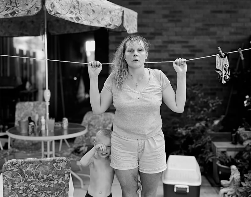 Lerrynn Hummel and son, Paul Massey, Barberton, Ohio, 2004<p>© Joe Vitone</p>