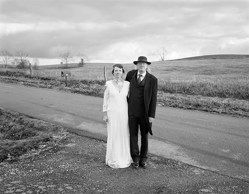 Daughter, Arathea Booth, on her wedding day with father, Bill Booth, Marshallville, Ohio, 2014<p>© Joe Vitone</p>