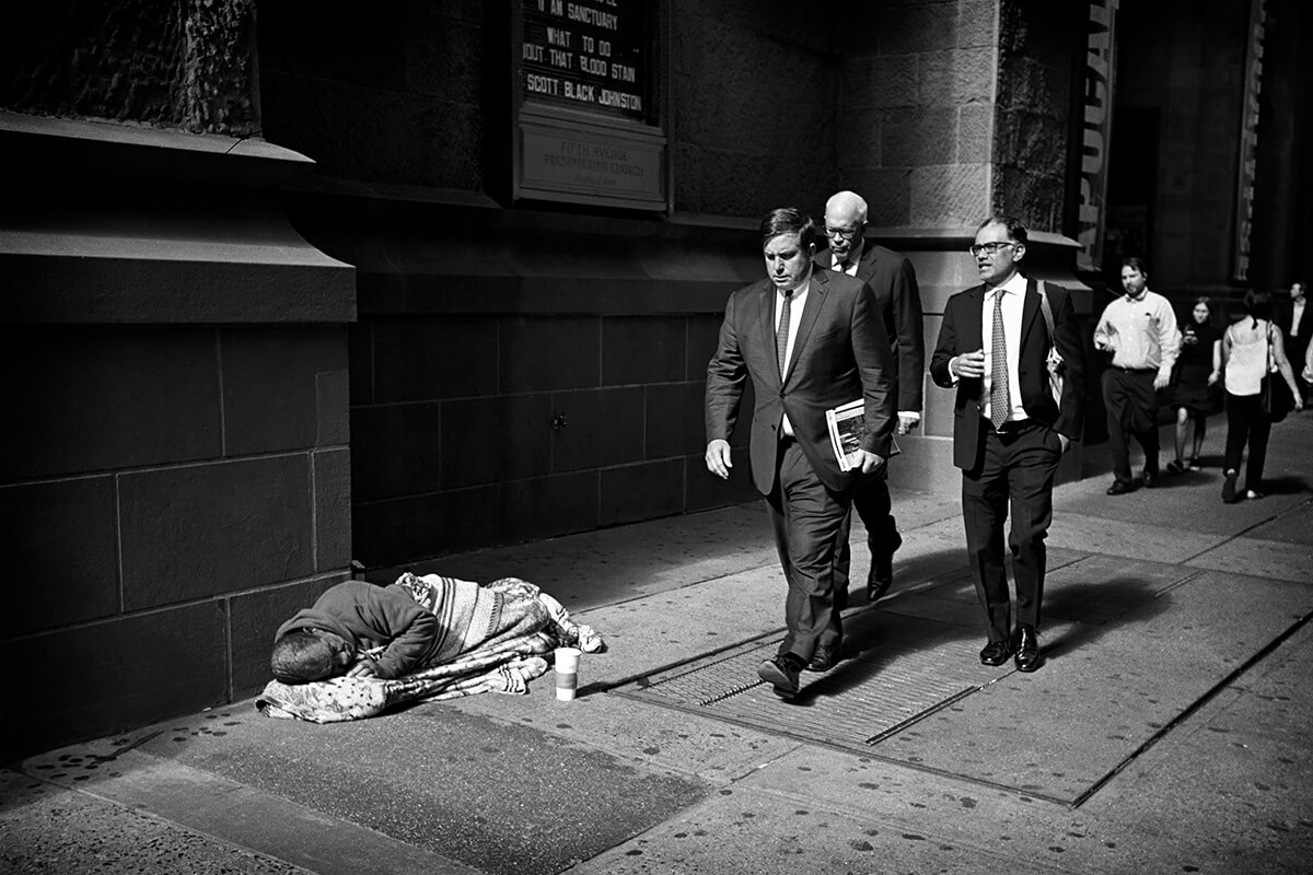 5th Ave Businessmen, New York, NY, 2018<p>© Robert Virga</p>
