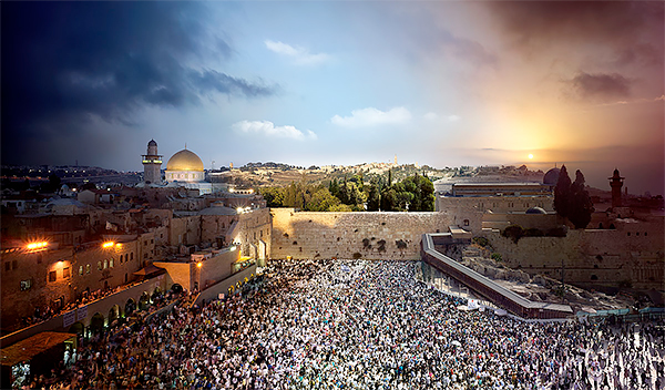 Day to Night, Western Wall, Jerusalem 2012<p>© Stephen Wilkes</p>