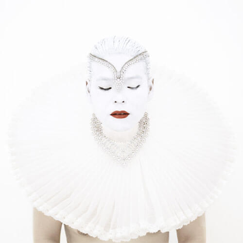 THE RUBENS BRIDE (VAN CLEEF & ARPELS). SELF-PORTRAIT, 2008 <p>© Kimiko Yoshida</p>