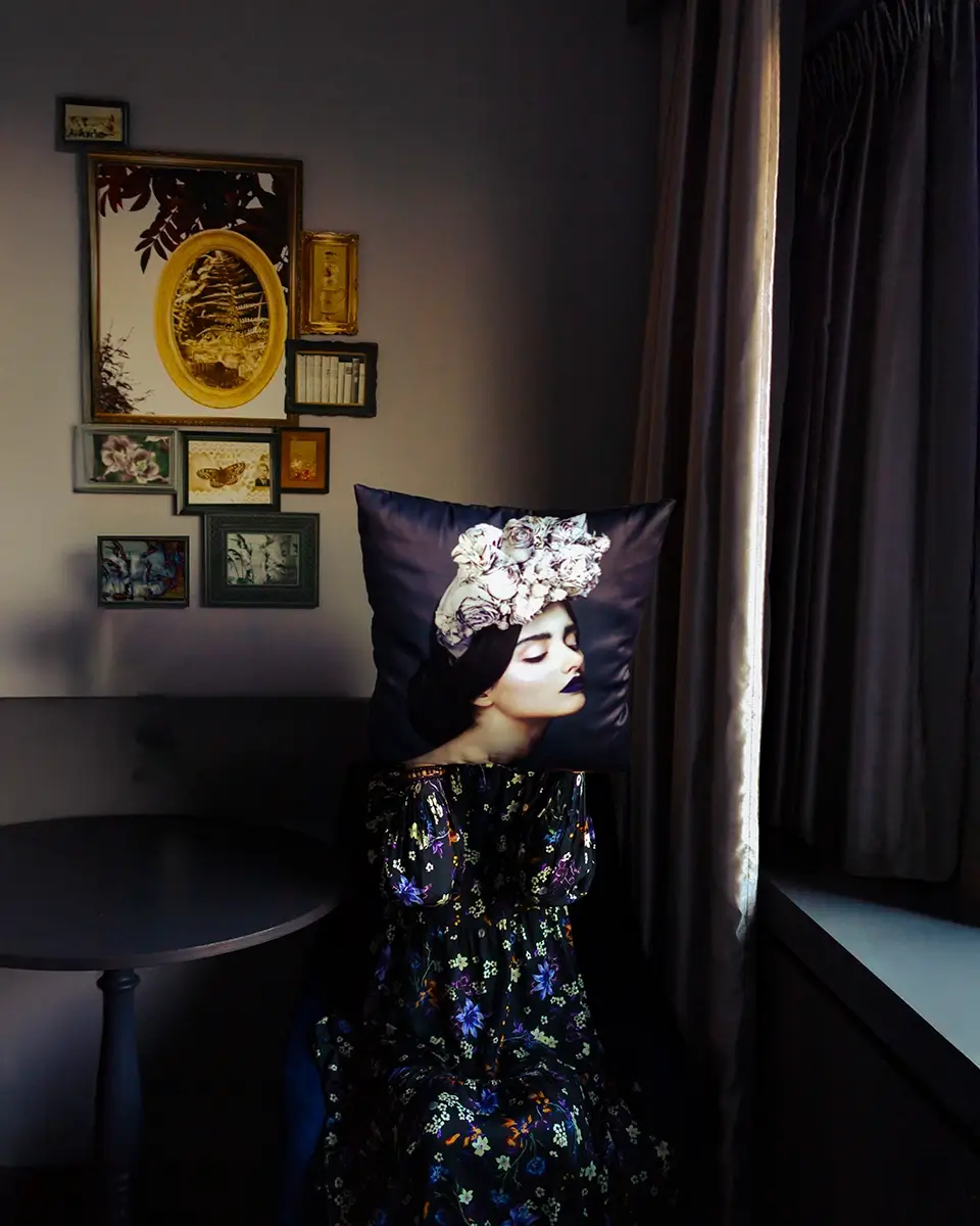 <p>&copy; Oksana Zhila</p>